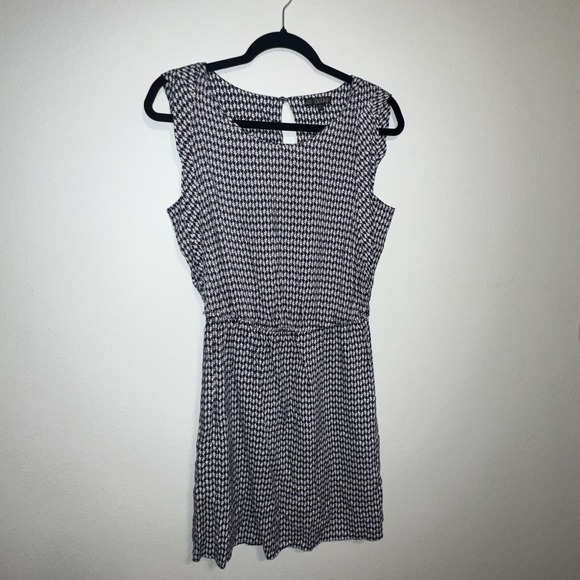 BeBop Women's Dress  sleeveless Mini‎ Navy Blue With A Seahorse Design size M - Picture 1 of 5